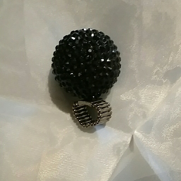 statement ring - Picture 2 of 2